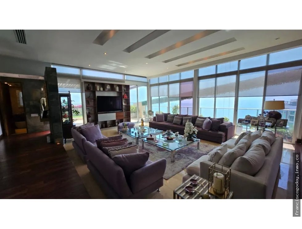 Venta de penthouse en punta pacífica