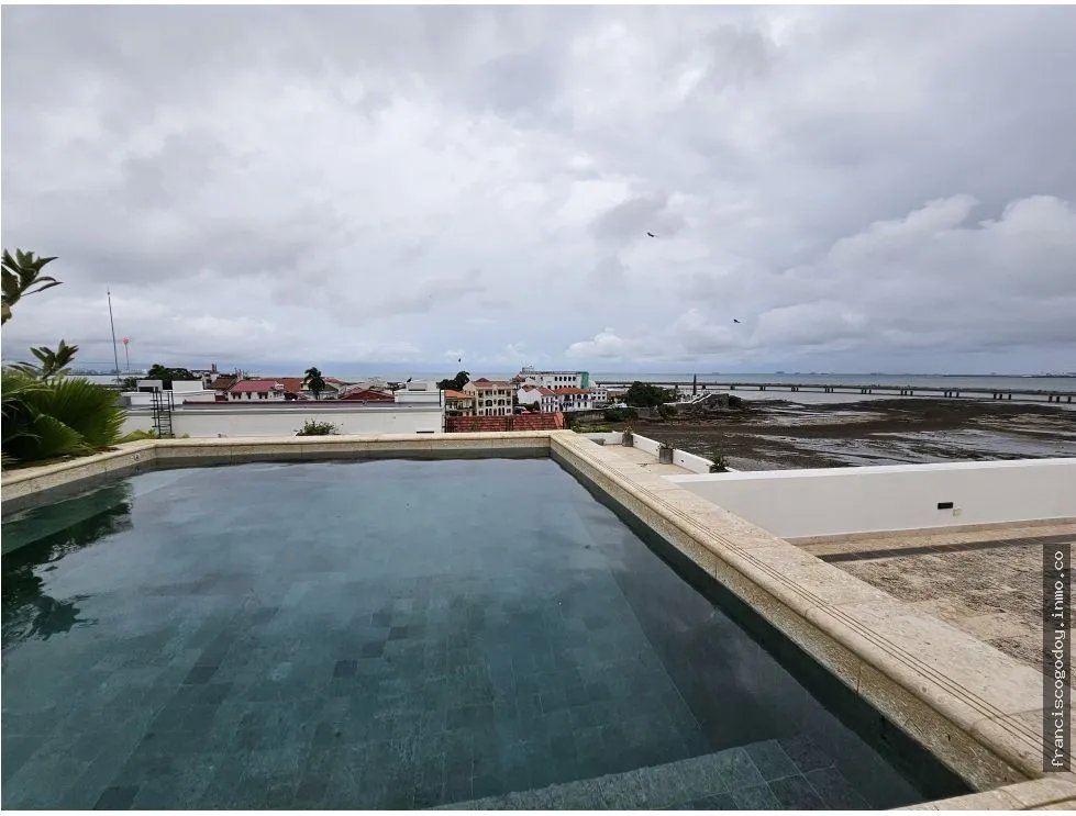Apartamento en venta en el casco antiguo, santa familia