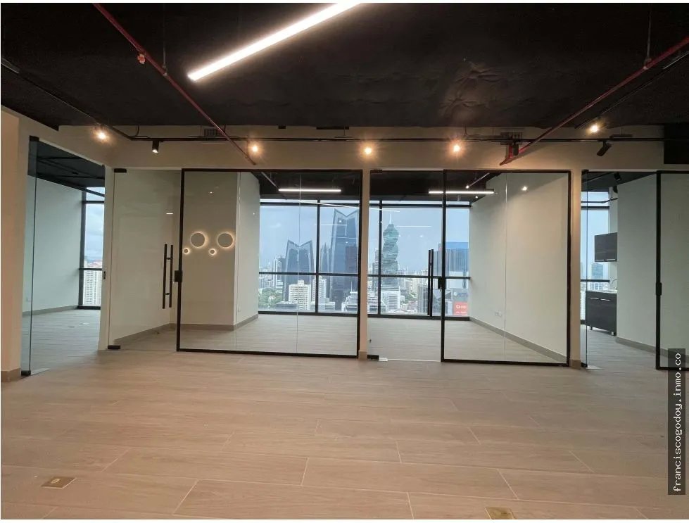 Alquiler de oficina en tower financial center  calle 50