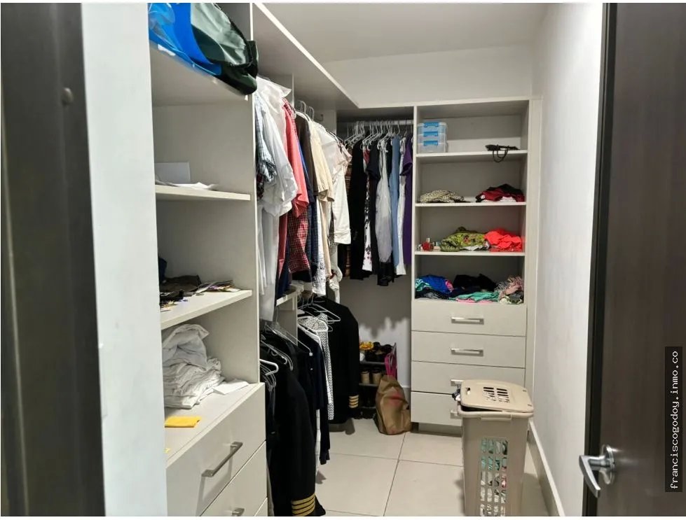 Alquiler apartamento amoblado en ph castellammare, costa del este