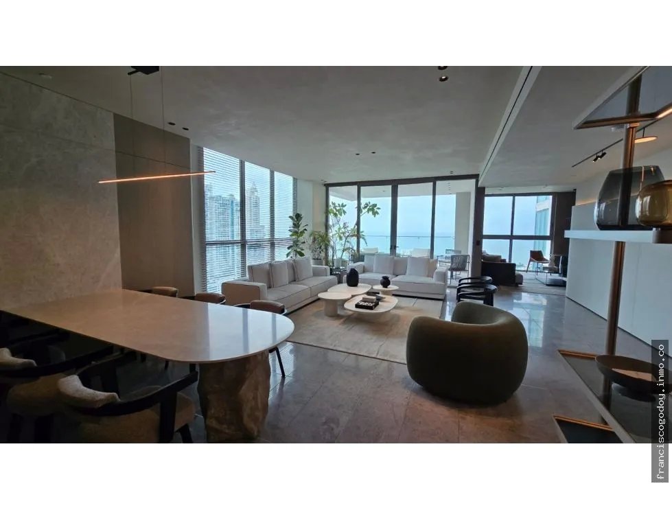 Venta de apartamento en punta paitilla