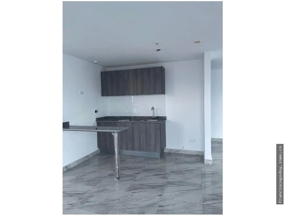 Se vende apartamento en avenida balboa