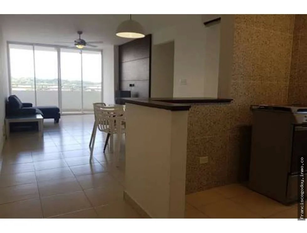 Se alquila apartamento en ph guadalupe, colón