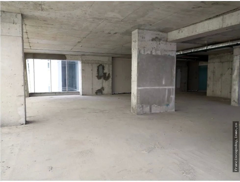 Se vende oficina torre bicsa, avenida balboa