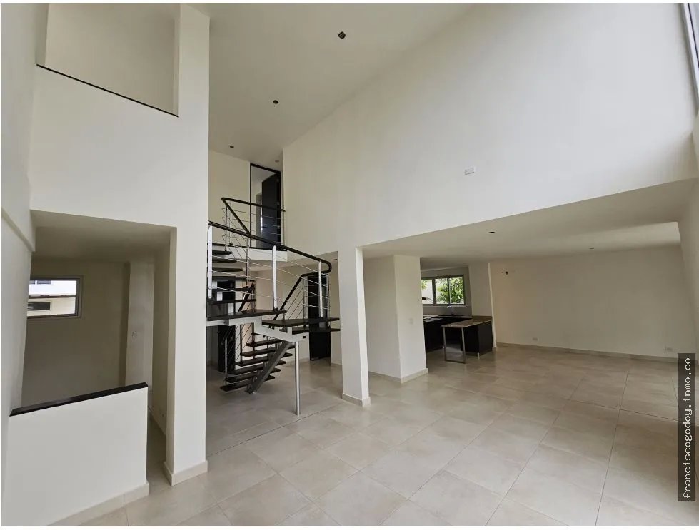 Venta de casa en villa sur, costa sur