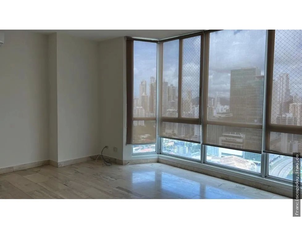 Venta de apartamento en punta pacífica