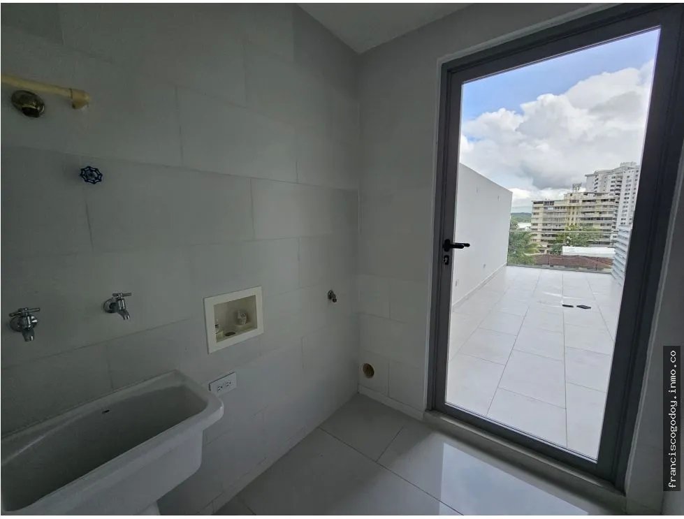 Venta de apartamento en el cangrejo