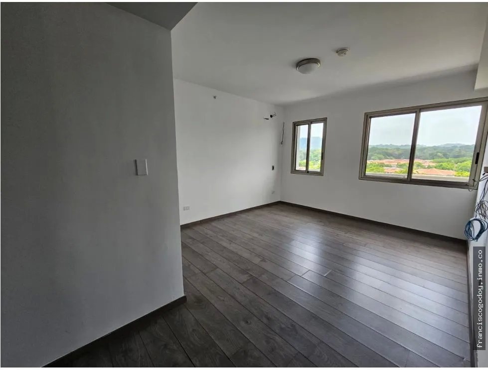 Se vende apartamento en ph woodlands, panamá pacífico