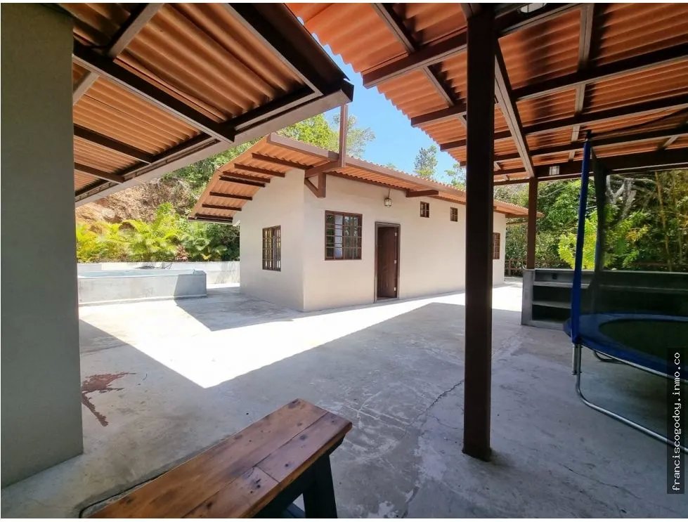 Venta de casa en altos de campana