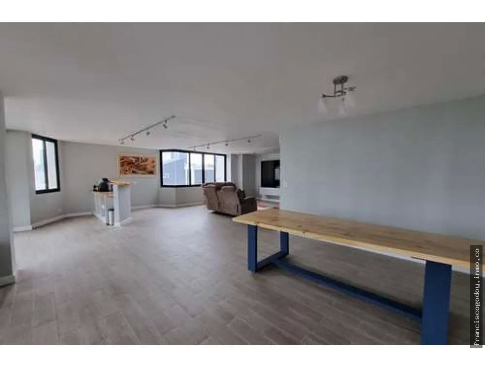 Se vende pent-house en punta paitilla
