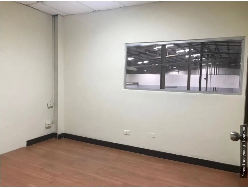 Se alquila galera en la loceria fg
