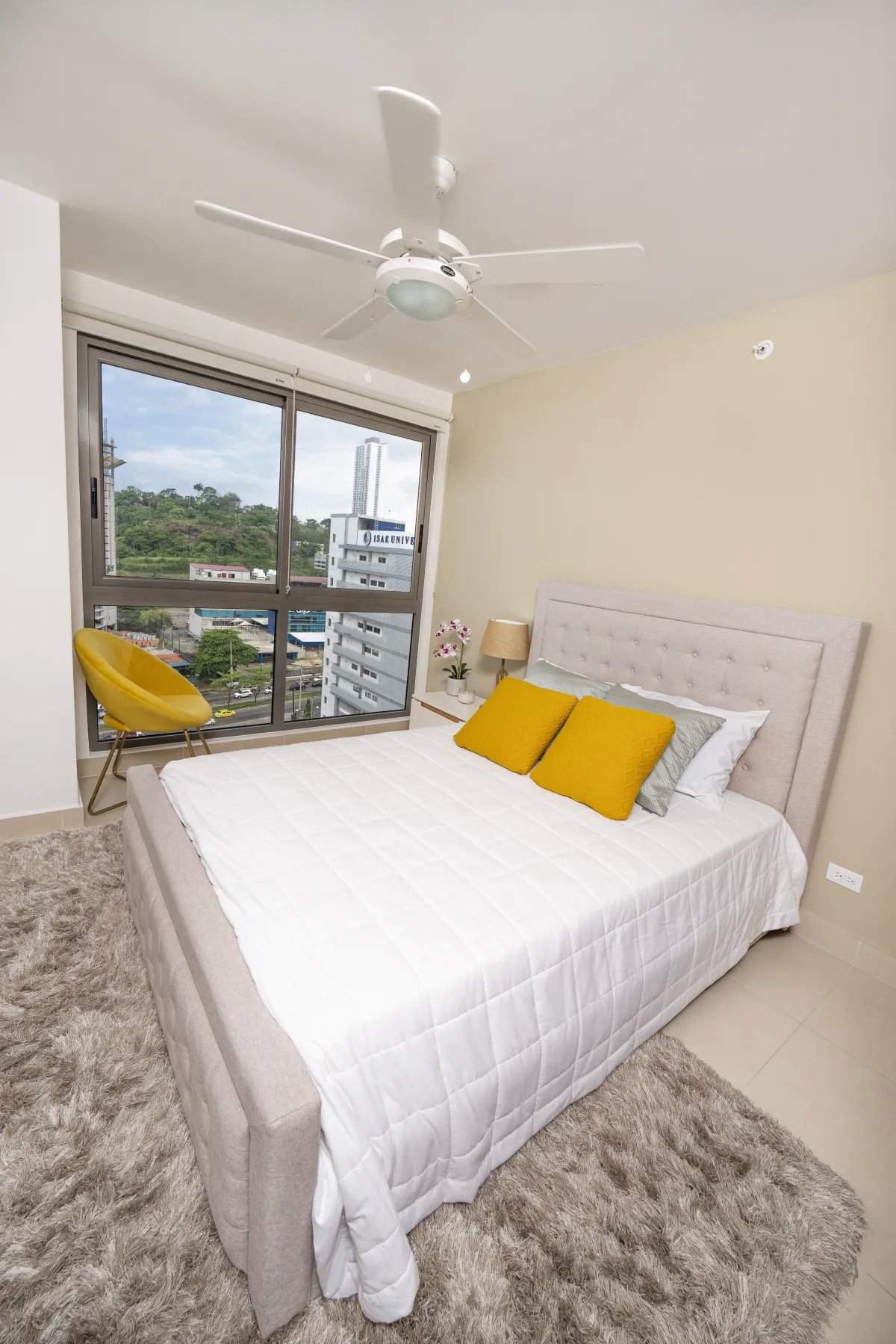 Venta de apartamento en ph spotlight, condado del rey