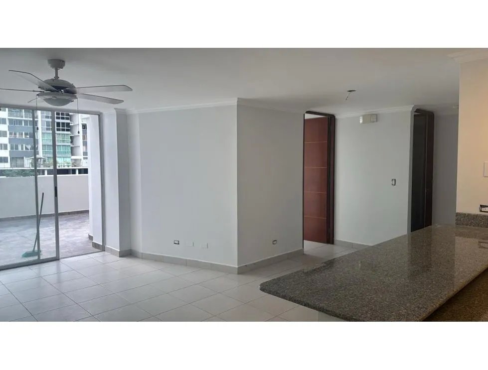Apartamento en ph central park, torre park  vía transístmica