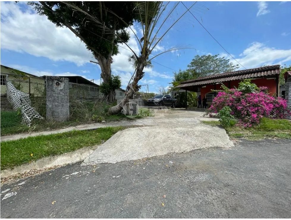 Se vende casa en villa lobos, pedregal