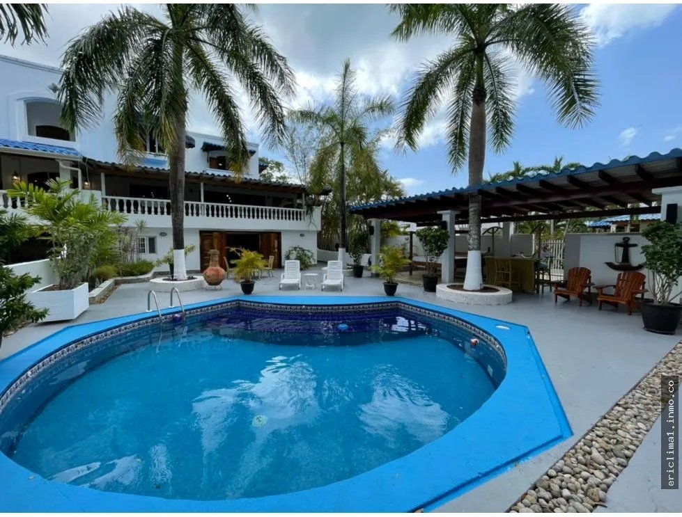 Hermosa duplex a la venta en playa blanca, panamá.