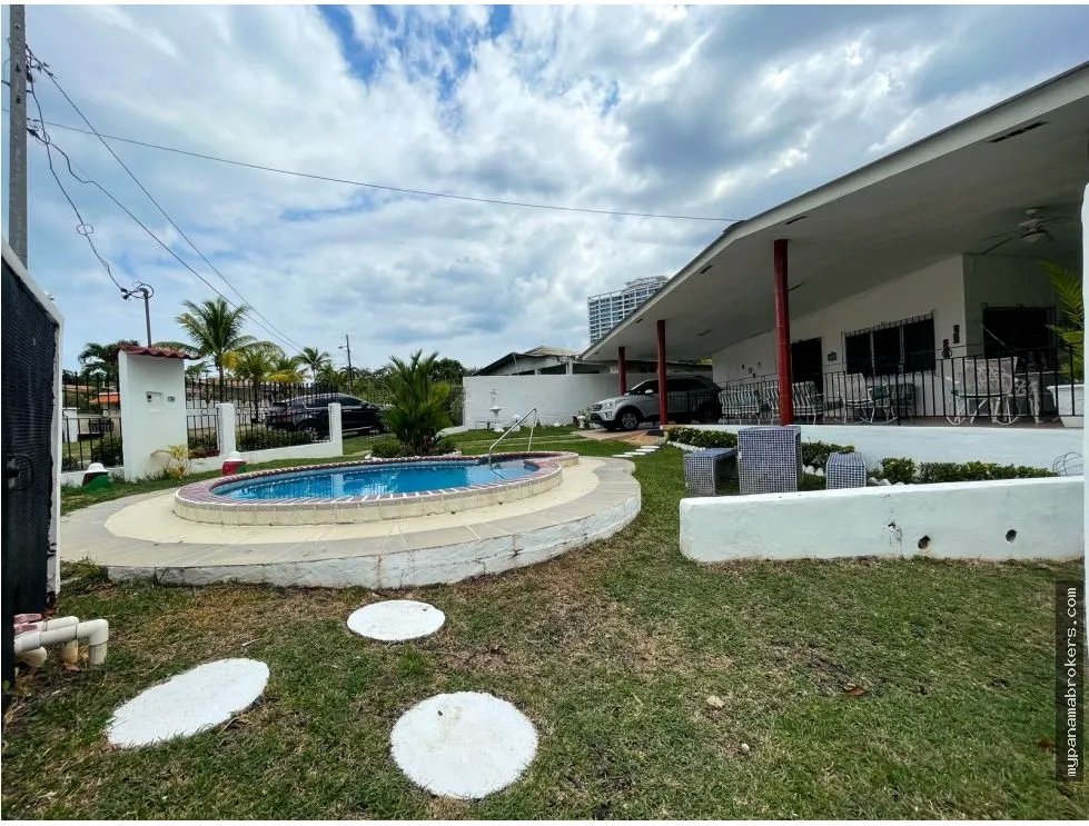 Se vende casa en coronado, chame