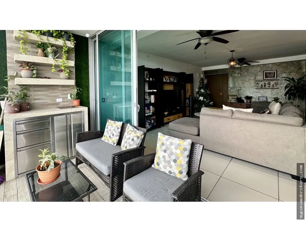 Se vende apartamento en costa del este, panamá