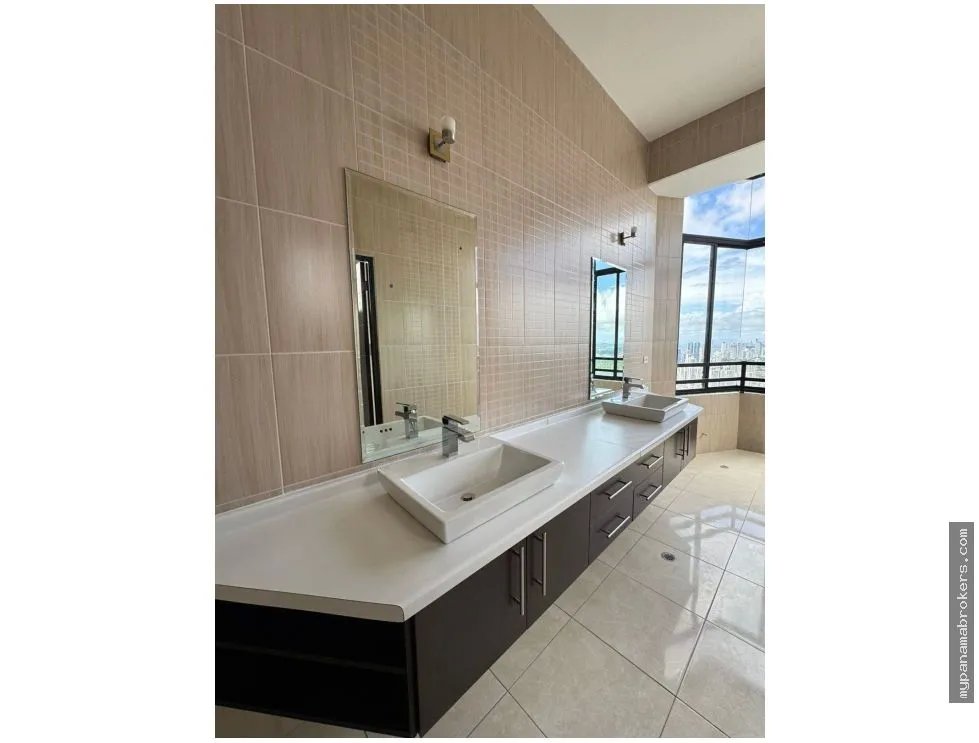 Se vende penthouse en dos mares, betania