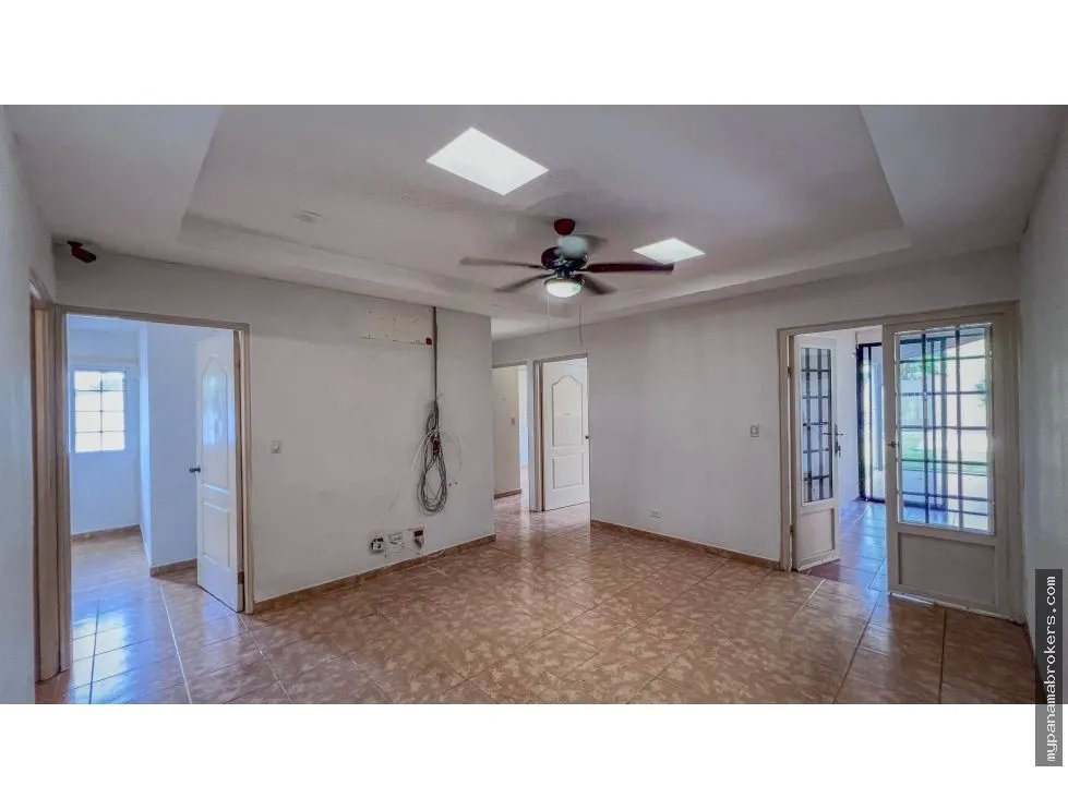 Se vende casa en villa zaita, las cumbres