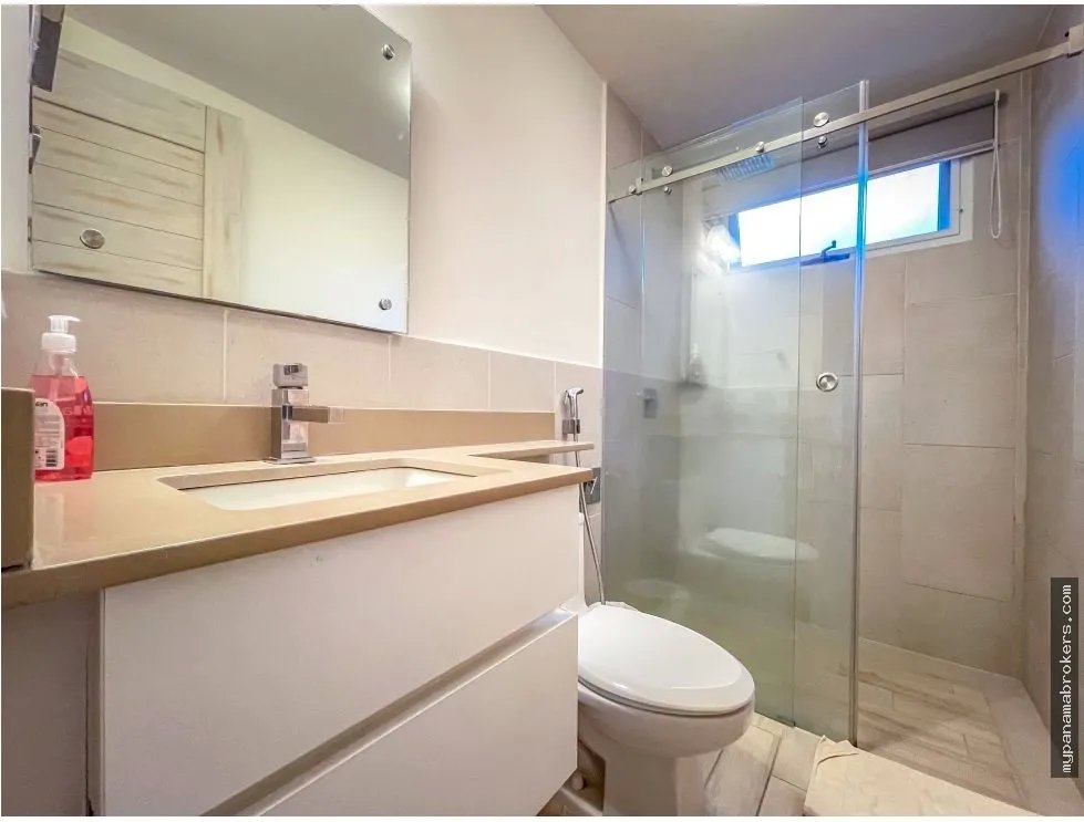 Se vende apartamento en playa caracol, chame