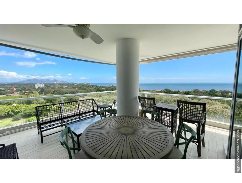 Venta de apartamento en punta barco, san carlos