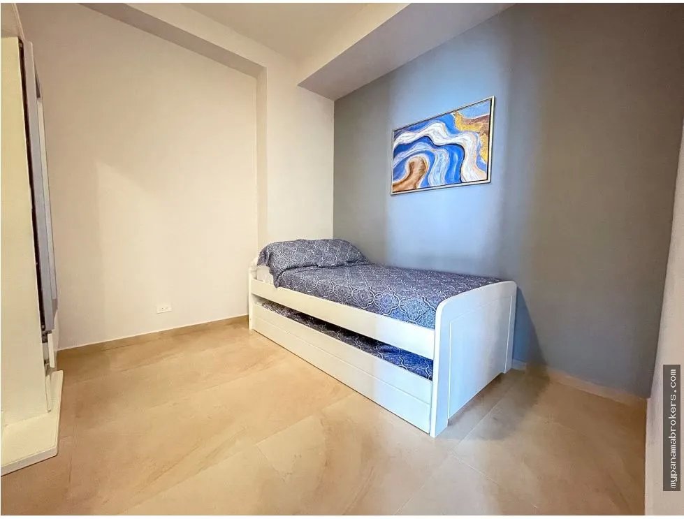 Se vende apartamento en royal palm, nueva gorgona