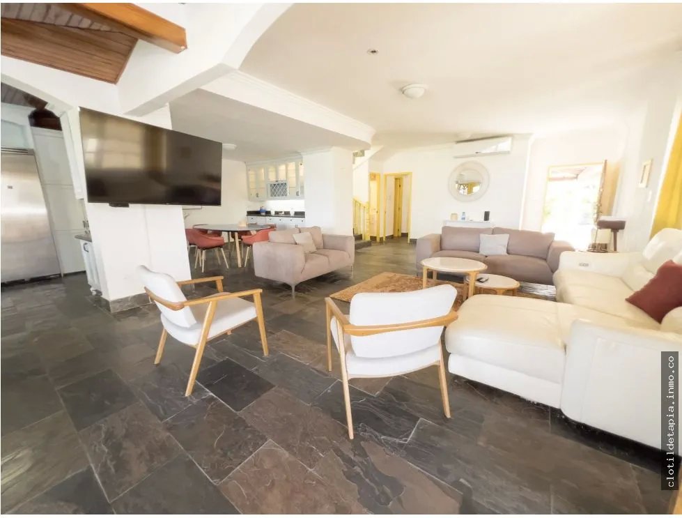 Se vende duplex frente al mar en playa blanca, río hato