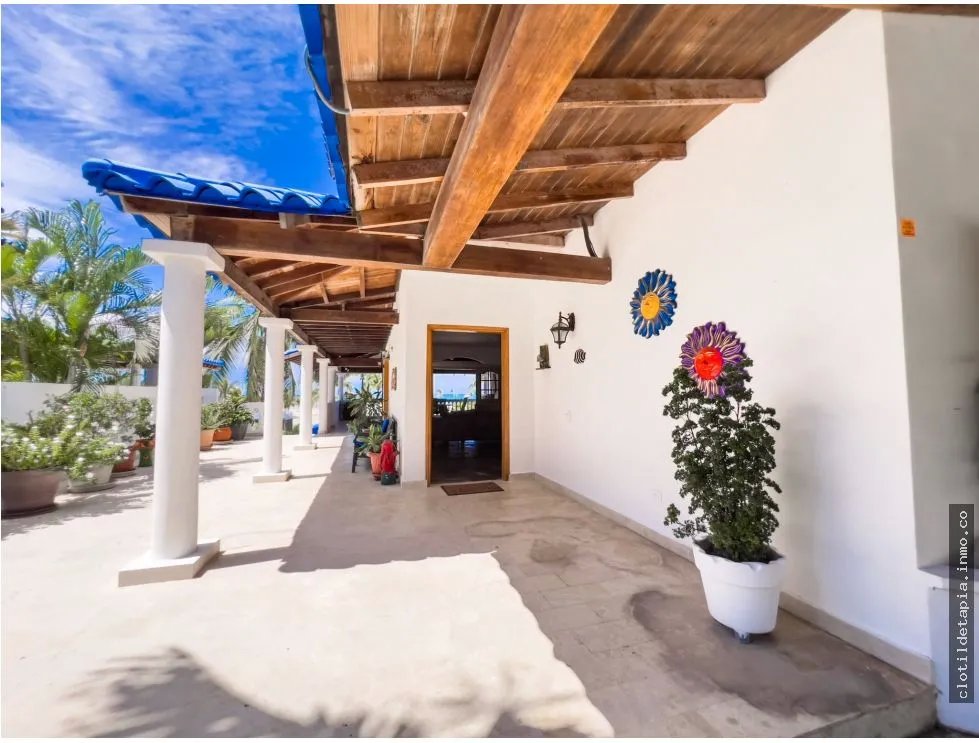 Se vende dúplex frente al mar en playa blanca, río hato