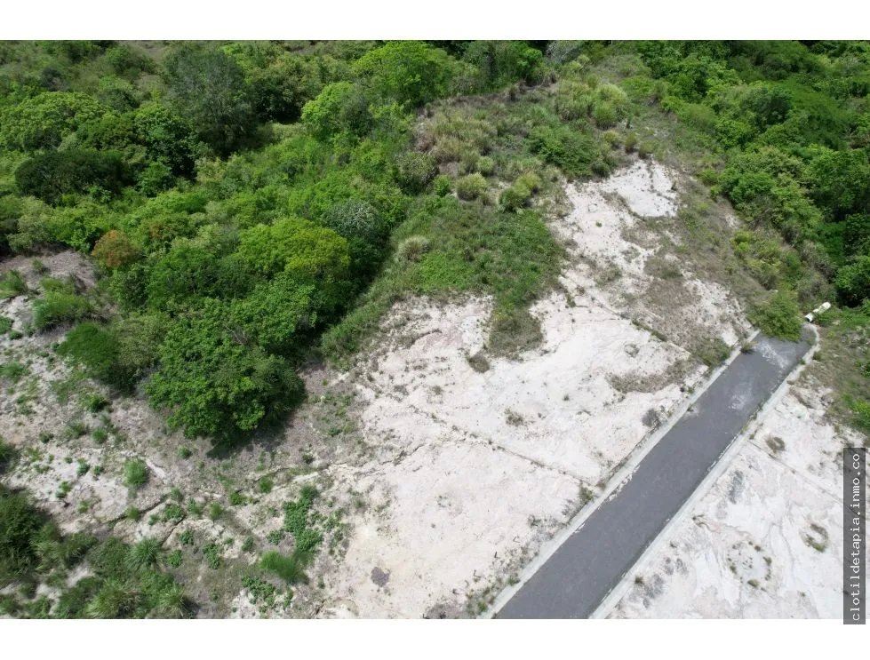 Se vende lote en costa esmeralda, san carlos
