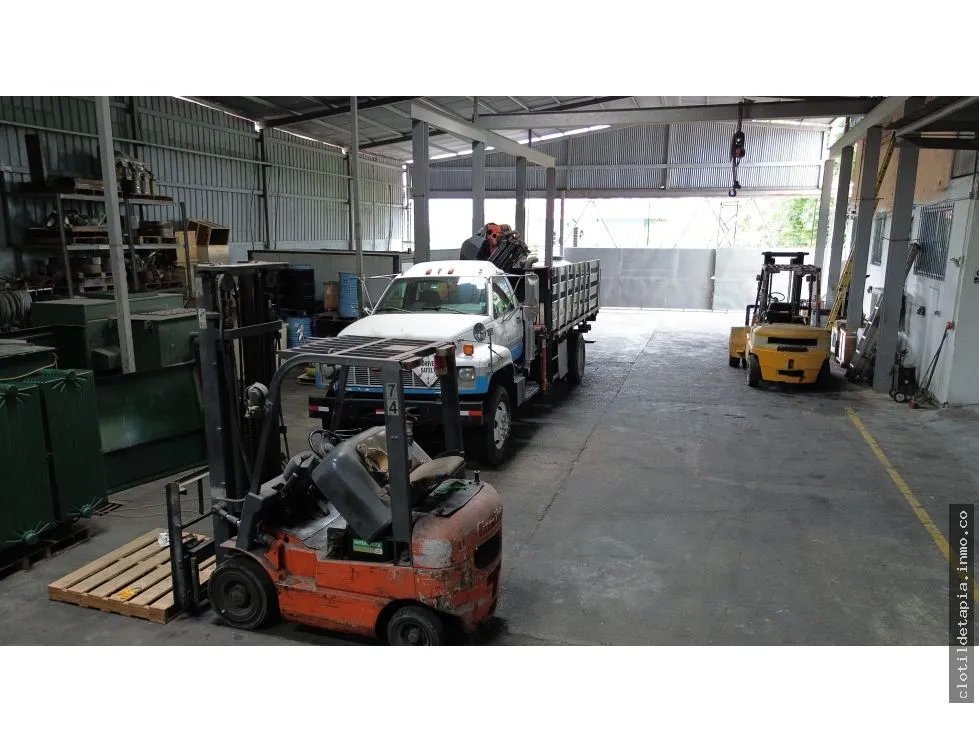 Se vende casa y galera en llano bonito, juan diaz