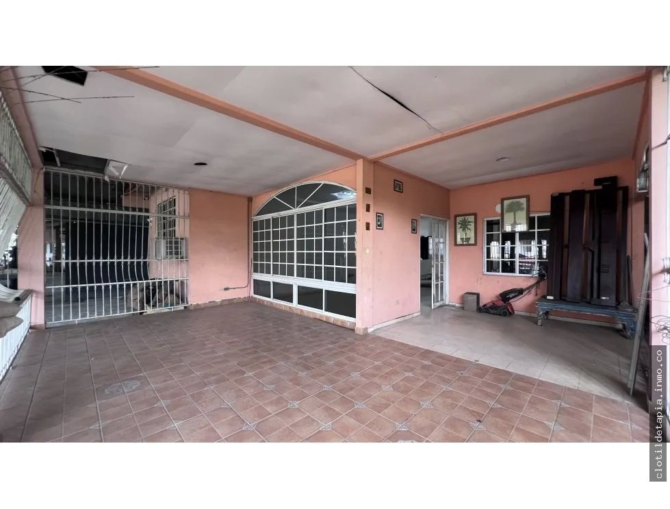 Se vende casa comercial en llano bonito, juan diaz