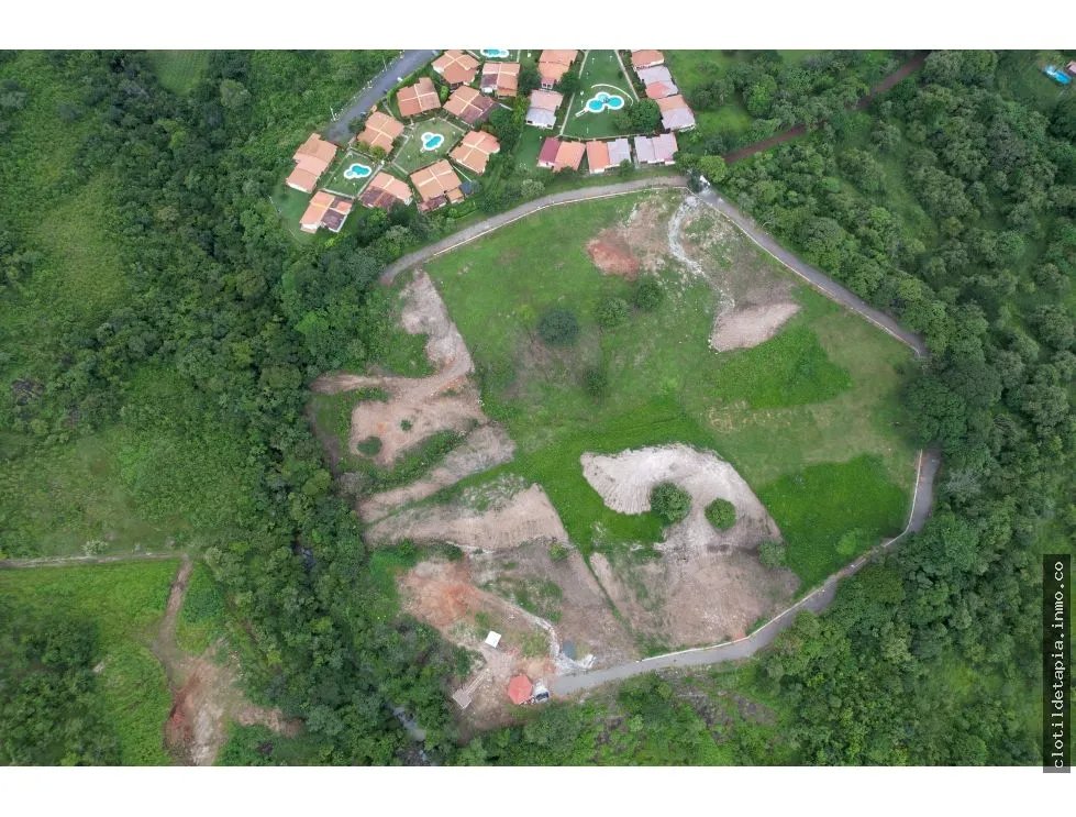 Se vende lote en las lajas, coronado