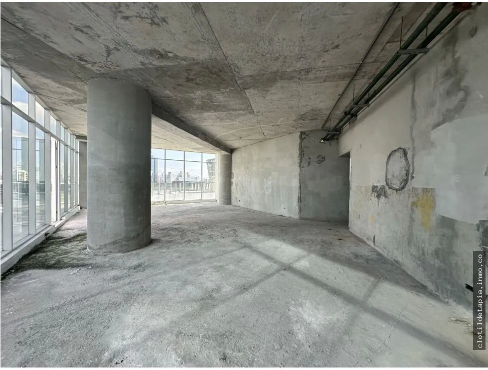 Se vende oficina en calle 50, bella vista
