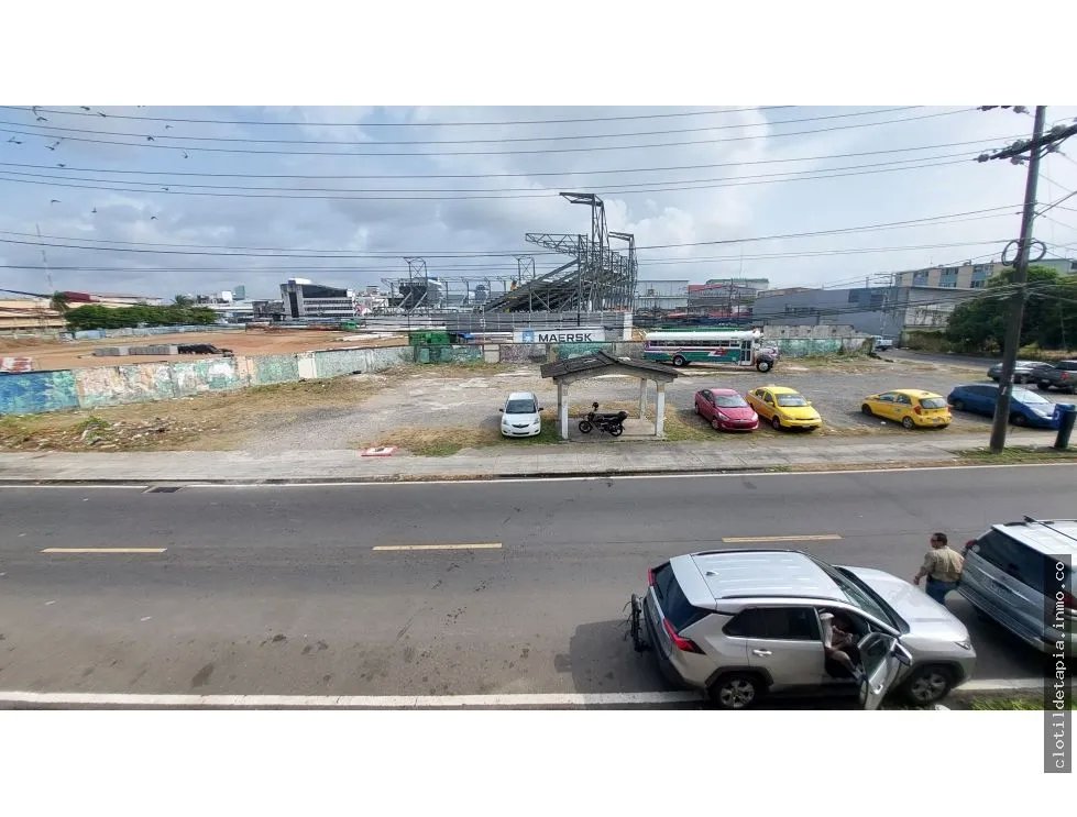 Se venden edificios en barrio norte, colón