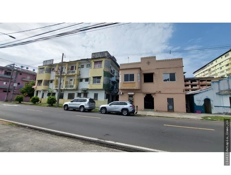 Se venden edificios en barrio norte, colón