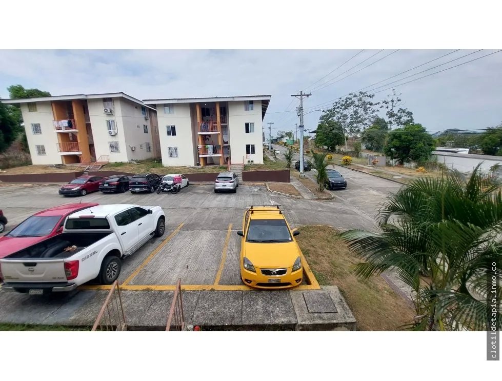 Se vende apartamento en rana de oro, pedregal