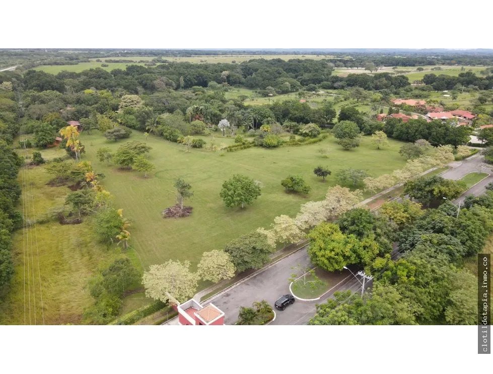 Se venden residencias en hato viejo, antón