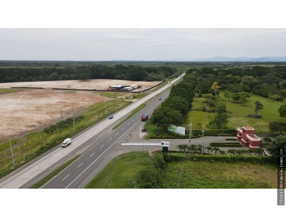 Se venden residencias en hato viejo, antón