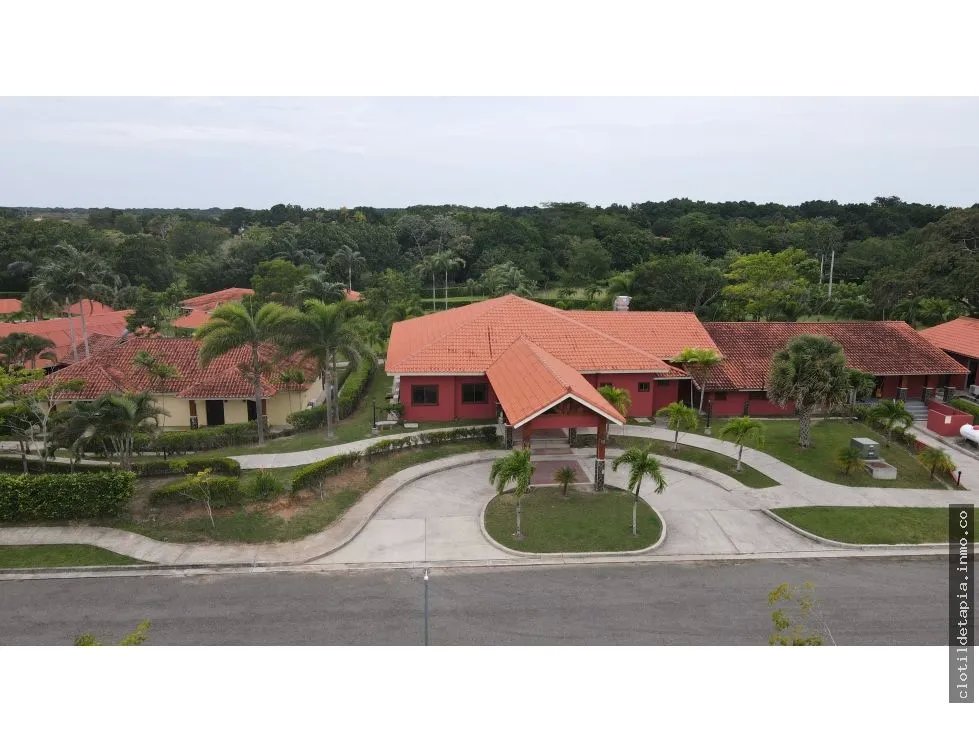 Se venden residencias en hato viejo, antón
