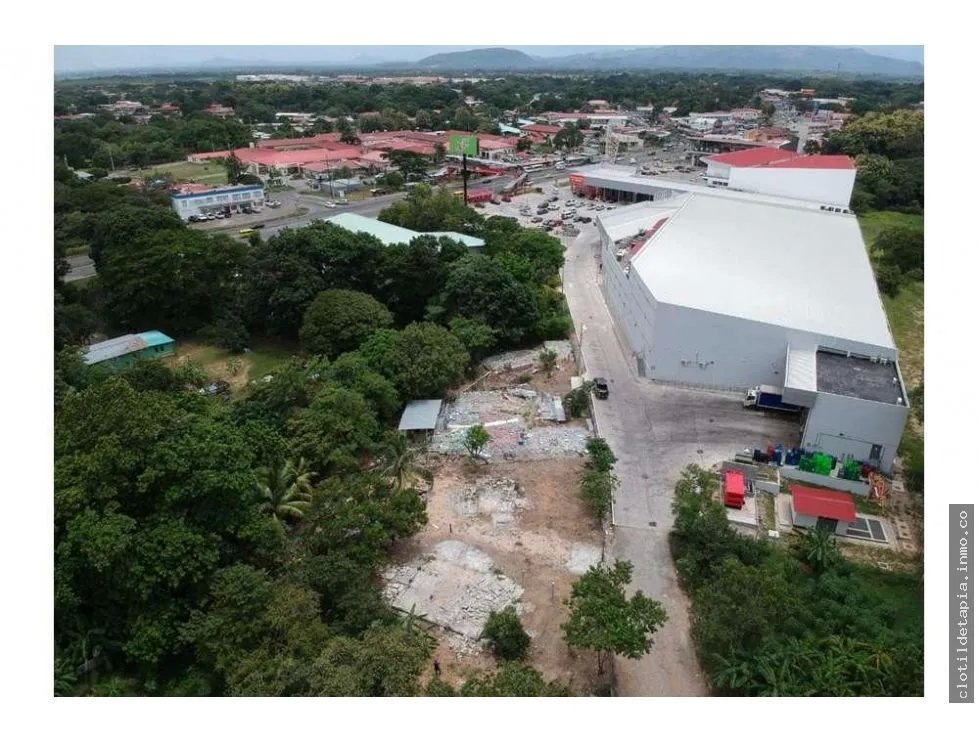 Se vende terreno comercial en penonomé, coclé
