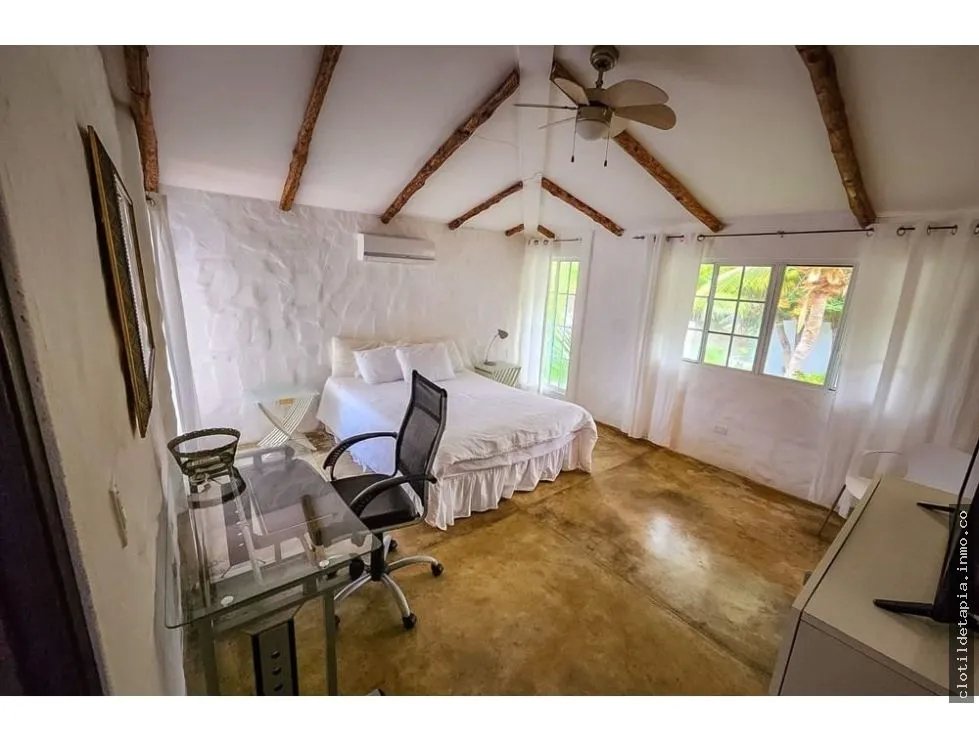 Se vende casa en ph el cortijo, costa esmeralda, san carlos