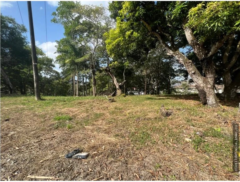 Se vende lote en albrook, ancón