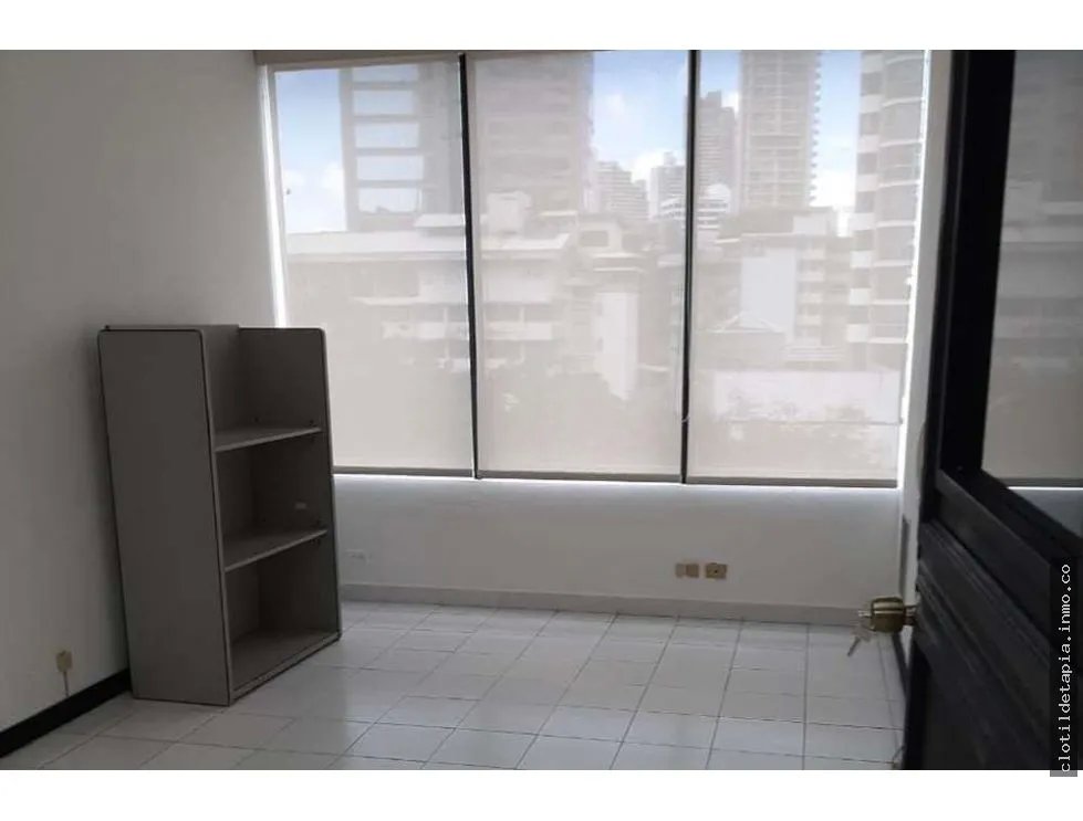 Se vende y alquila oficina en calle 50, ciudad de panamá