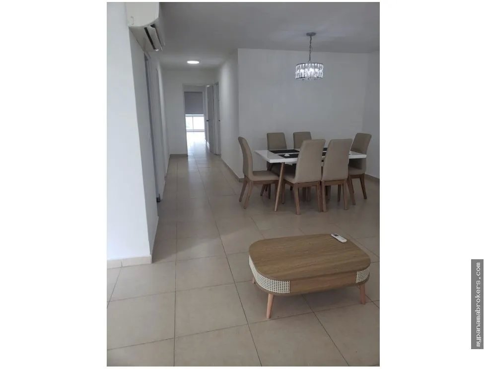 Venta de apartamento amoblado en costa del este
