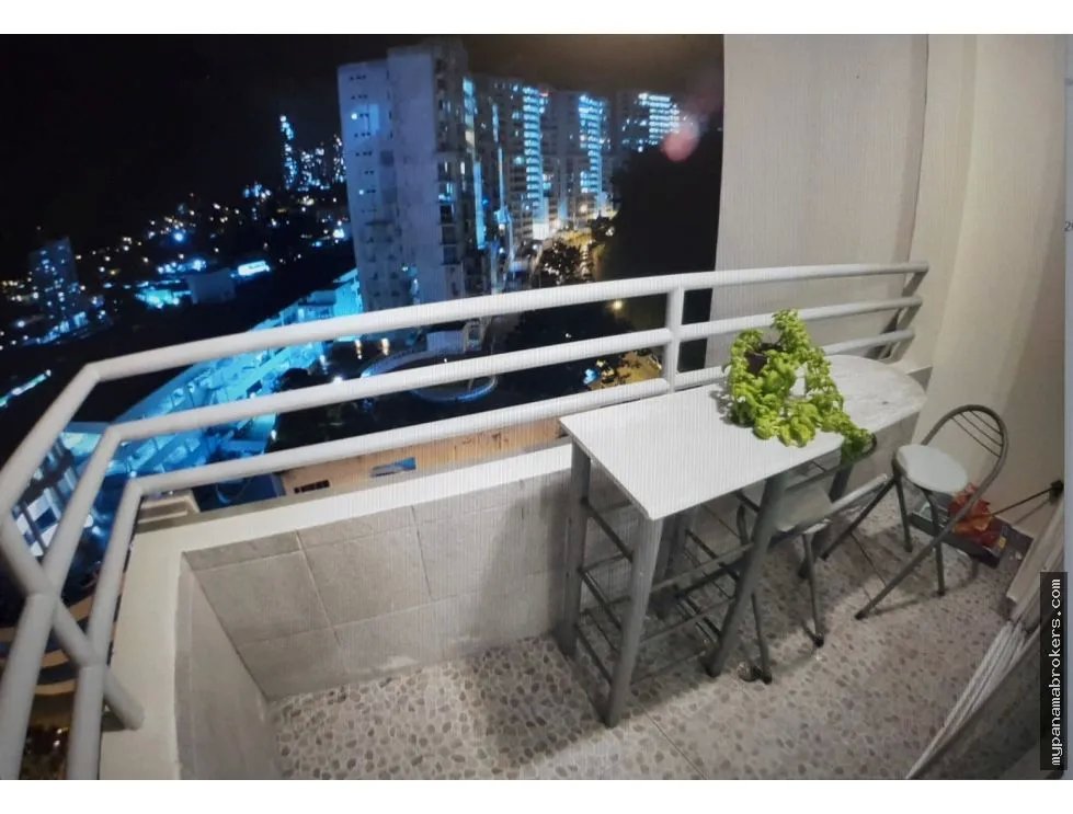 Venta de apartamento en ph majestic garden semi-amoblado