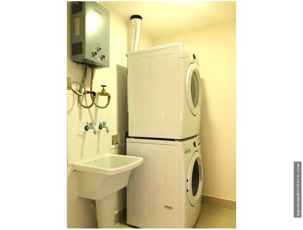 Alquiler de apartamento de 2 habitaciones en ocean house, santa maria