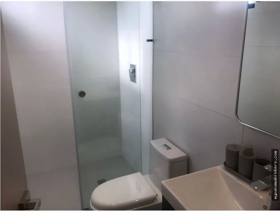 Venta de apartamentos de 2 habitaciones en ph more, vía argentina