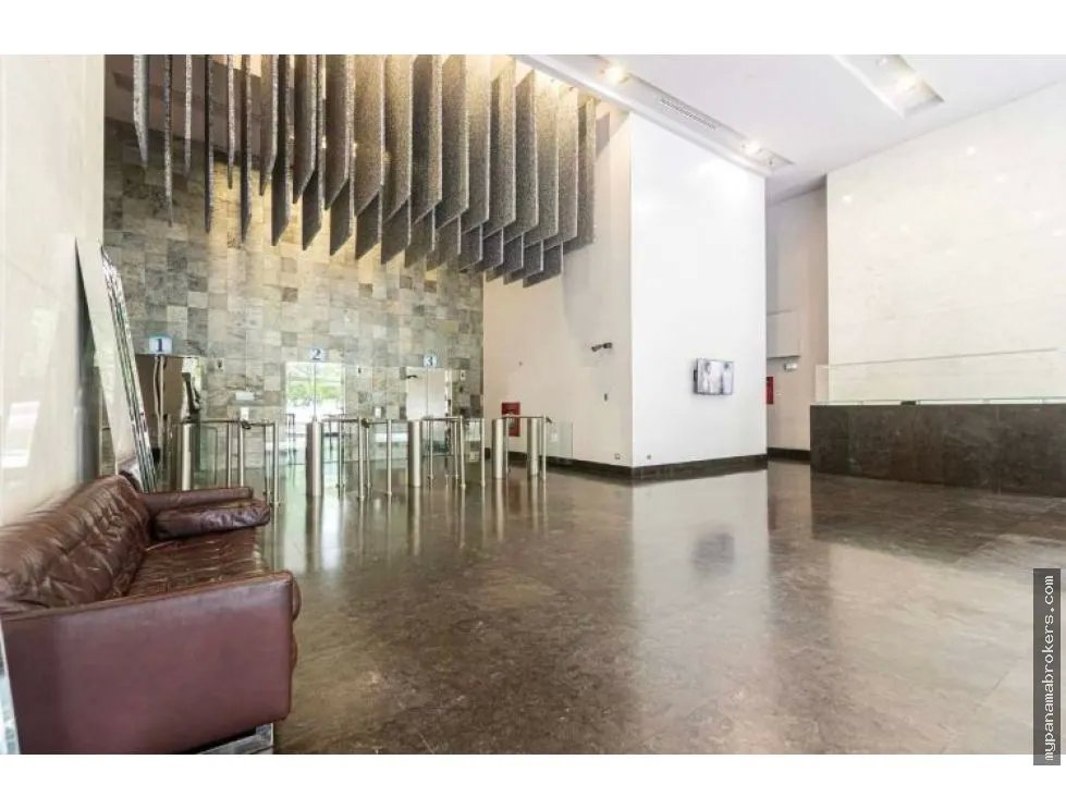 Venta de oficina amoblada en obarrio, panamá