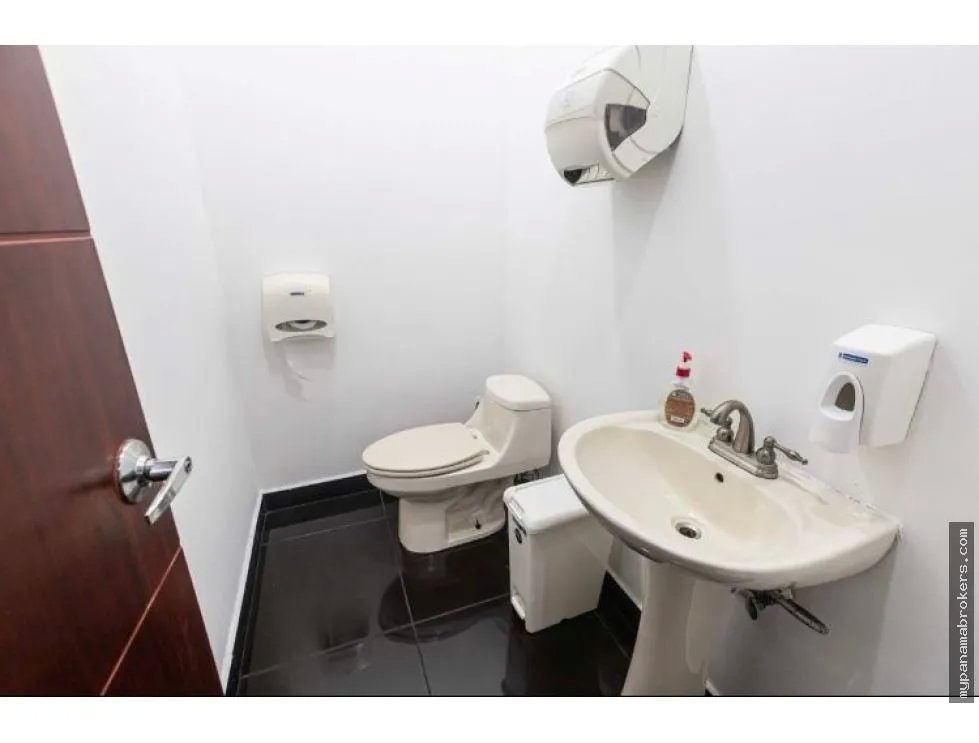 Venta de oficina amoblada en obarrio, panamá