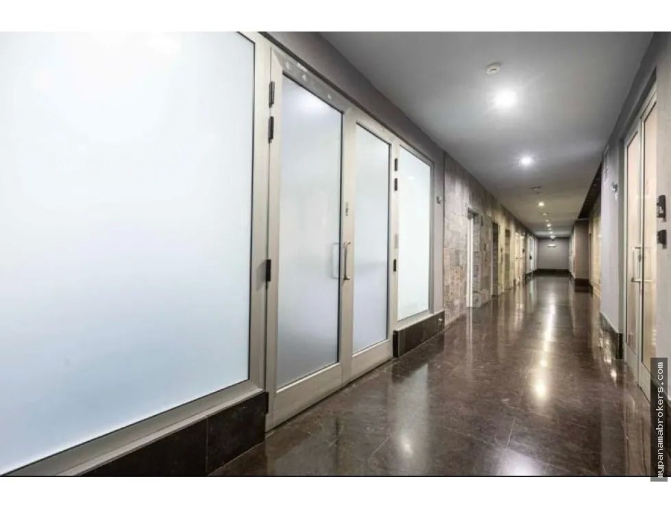Venta de oficina amoblada en obarrio, panamá